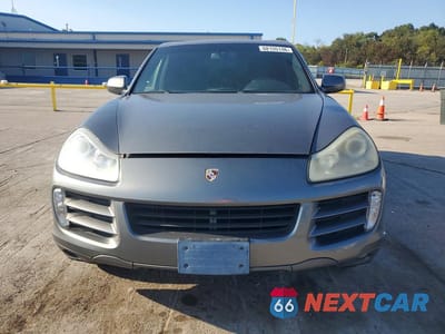 Piąte zdjęcie samochodu w środku: 2010 PORSCHE CAYENNE VIN:WP1AA2AP9ALA03826 - miniatura