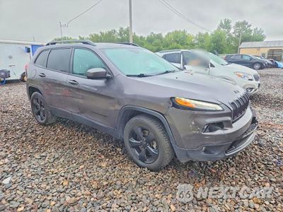 Czwarte zdjęcie samochodu z boku: 2018 JEEP CHEROKEE LATITUDE VIN:1C4PJMCBXJD507143 - miniatura