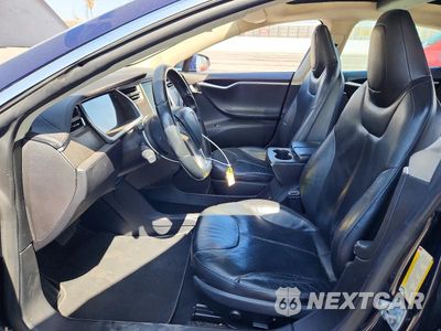 Zdjęcie 7 z 13 samochodu: 2013 TESLA MODEL S VIN:5YJSA1DN0DFP12274 - miniatura