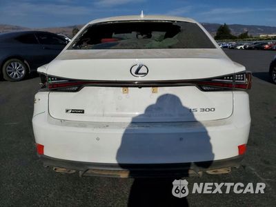 Zdjęcie 6 z 12 samochodu: 2018 LEXUS IS 300 VIN:JTHBA1D28J5083512 - miniatura