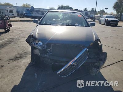 Piąte zdjęcie samochodu w środku: 2005 TOYOTA COROLLA S VIN:1NXBR30E65Z547958 - miniatura