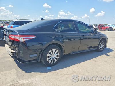 Trzecie zdjęcie samochodu z tyłu: 2020 TOYOTA CAMRY LE VIN:4T1C31AK0LU535977 - miniatura