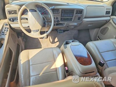 Zdjęcie 8 z 12 samochodu: 2002 FORD EXCURSION LIMITED VIN:1FMNU42L12EB24921 - miniatura