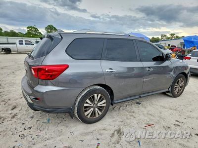 Trzecie zdjęcie samochodu z tyłu: 2019 NISSAN PATHFINDER SV VIN:5N1DR2MN8KC611691 - miniatura