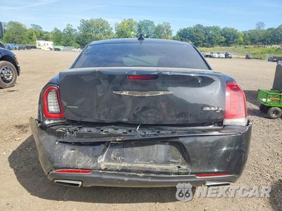 Zdjęcie 6 z 12 samochodu: 2019 CHRYSLER 300 S VIN:2C3CCAGGXKH556445 - miniatura
