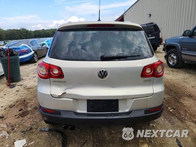 Zdjęcie 6 z 13 samochodu: 2011 VOLKSWAGEN TIGUAN S VIN:WVGAV7AX9BW510644 - miniatura