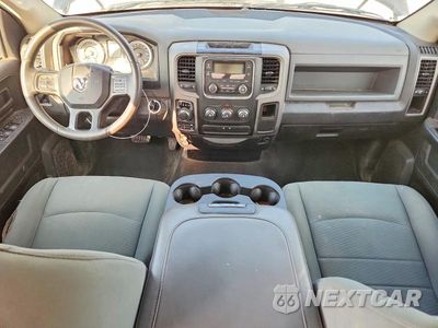 Zdjęcie 8 z 12 samochodu: 2018 RAM 1500 ST VIN:1C6RR7FG6JS150170 - miniatura