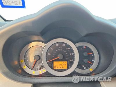 Zdjęcie 9 z 13 samochodu: 2008 TOYOTA RAV4 BASE VIN:JTMZD33V186073651 - miniatura