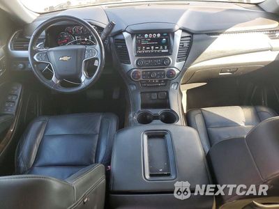 Zdjęcie 8 z 14 samochodu: 2018 CHEVROLET SUBURBAN K1500 LT VIN:1GNSKHKC3JR340563 - miniatura