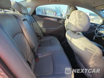Zdjęcie 10 z 12 samochodu: 2012 HYUNDAI SONATA HYBRID VIN:KMHEC4A42CA046669 - miniatura