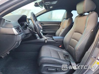 Zdjęcie 7 z 12 samochodu: 2020 HONDA ACCORD SPORT VIN:1HGCV1F34LA098097 - miniatura