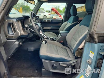 Zdjęcie 7 z 12 samochodu: 2022 FORD BRONCO BASE VIN:1FMDE5BH4NLB02826 - miniatura