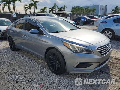 Czwarte zdjęcie samochodu z boku: 2016 HYUNDAI SONATA SE VIN:5NPE24AF0GH289792 - miniatura