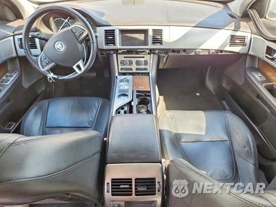 Zdjęcie 8 z 12 samochodu: 2013 JAGUAR XF VIN:SAJWA0ES6DPU03836 - miniatura