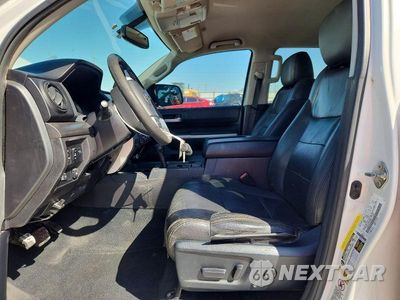 Zdjęcie 7 z 12 samochodu: 2015 TOYOTA TUNDRA SR5 VIN:5TFDW5F19FX467902 - miniatura