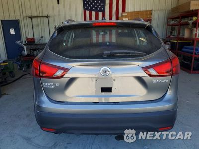 Zdjęcie 6 z 13 samochodu: 2018 NISSAN ROGUE SPORT SV VIN:JN1BJ1CR1JW263881 - miniatura