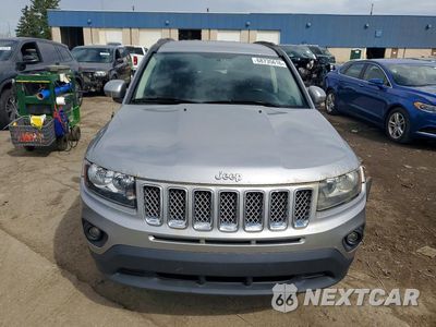 Piąte zdjęcie samochodu w środku: 2015 JEEP COMPASS LATITUDE VIN:1C4NJDEB0FD163172 - miniatura