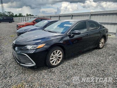 2023 TOYOTA CAMRY LE 4T1C11AKXPU166301 - główne zdjęcie licytacji z USA - miniatura