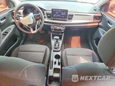 Zdjęcie 8 z 12 samochodu: 2022 KIA RIO LX VIN:3KPA24AD3NE506251 - miniatura