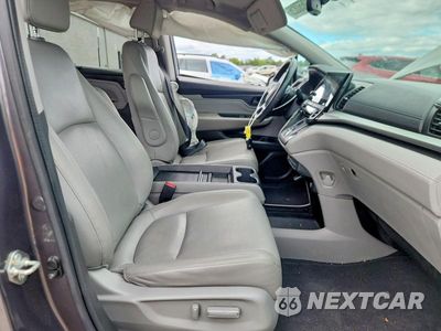Zdjęcie 7 z 13 samochodu: 2019 HONDA ODYSSEY TOURING VIN:5FNRL6H80KB088581 - miniatura