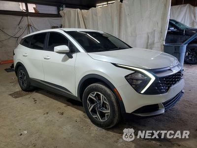 Czwarte zdjęcie samochodu z boku: 2023 KIA SPORTAGE LX VIN:KNDPU3AF9P7065924 - miniatura