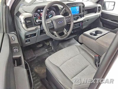 Zdjęcie 8 z 12 samochodu: 2023 FORD F150 VIN:1FTMF1CB1PKE33067 - miniatura