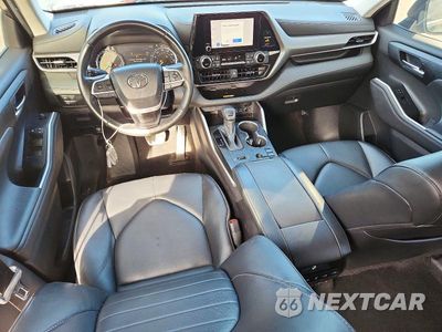 Zdjęcie 8 z 13 samochodu: 2023 TOYOTA HIGHLANDER XLE VIN:5TDKDRAHXPS022388 - miniatura