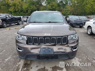 Piąte zdjęcie samochodu w środku: 2018 JEEP GRAND CHEROKEE LAREDO VIN:1C4RJFAG6JC508525 - miniatura