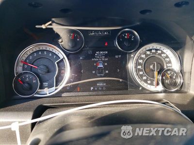 Zdjęcie 9 z 12 samochodu: 2020 RAM 1500 CLASSIC WARLOCK VIN:1C6RR6GG0LS161130 - miniatura