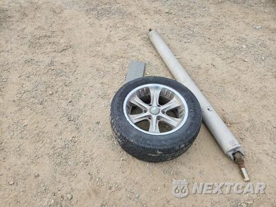 Zdjęcie 13 z 14 samochodu: 2004 CHEVROLET EXPRESS G1500 VIN:1GBFG15T041234092 - miniatura