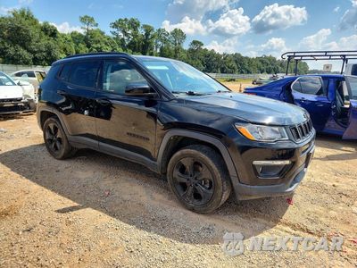 Czwarte zdjęcie samochodu z boku: 2019 JEEP COMPASS LATITUDE VIN:3C4NJDBB1KT713875 - miniatura