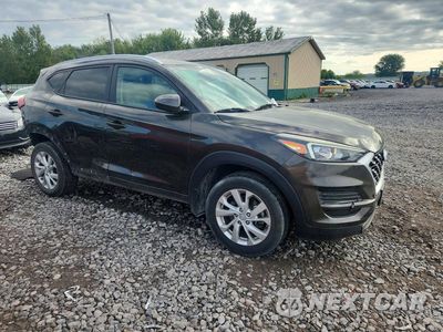 Czwarte zdjęcie samochodu z boku: 2020 HYUNDAI TUCSON VALUE VIN:KM8J3CA4XLU193961 - miniatura