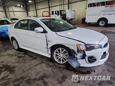 Czwarte zdjęcie samochodu z boku: 2016 MITSUBISHI LANCER ES VIN:JA32U2FU3GU009053 - miniatura