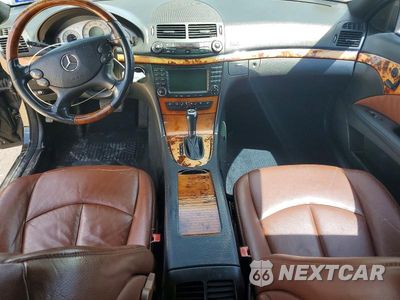 Zdjęcie 8 z 12 samochodu: 2008 MERCEDES-BENZ E 350 VIN:WDBUF56X38B338928 - miniatura