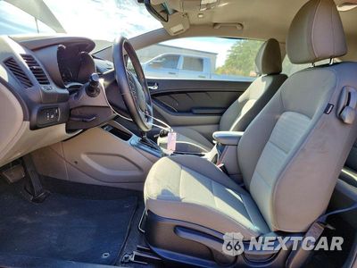 Zdjęcie 7 z 12 samochodu: 2014 KIA FORTE KOUP EX VIN:KNAFX6A8XE5253055 - miniatura