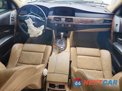 Zdjęcie 8 z 12 samochodu: 2006 BMW 525 I VIN:WBANE53516CK84593 - miniatura