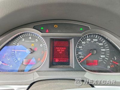 Zdjęcie 9 z 13 samochodu: 2005 AUDI A6 3.2 QUATTRO VIN:WAUDG74F25N100953 - miniatura