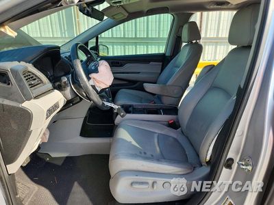 Zdjęcie 7 z 14 samochodu: 2018 HONDA ODYSSEY EXL VIN:5FNRL6H76JB038208 - miniatura