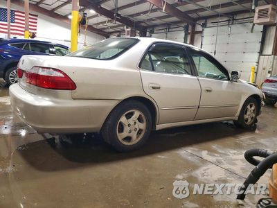 Trzecie zdjęcie samochodu z tyłu: 1999 HONDA ACCORD EX VIN:JHMCG6670XC028954 - miniatura