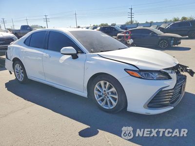 Czwarte zdjęcie samochodu z boku: 2023 TOYOTA CAMRY LE VIN:4T1C11AK3PU160999 - miniatura