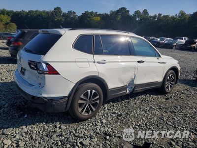 Trzecie zdjęcie samochodu z tyłu: 2023 VOLKSWAGEN TIGUAN S VIN:3VVRB7AX2PM120865 - miniatura