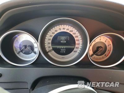 Zdjęcie 9 z 13 samochodu: 2013 MERCEDES-BENZ C 250 VIN:WDDGF4HBXDR301408 - miniatura