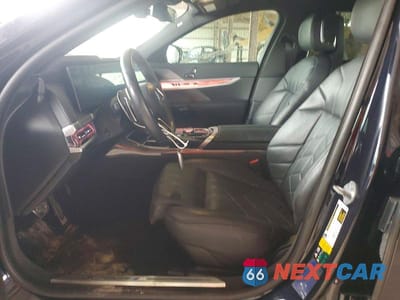 Zdjęcie 7 z 12 samochodu: 2023 BMW 760 XI VIN:WBA33EJ0XPCM28471 - miniatura