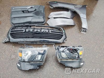 Zdjęcie 12 z 13 samochodu: 2021 RAM 1500 BIG HORN/LONE STAR VIN:1C6SRFFT3MN717043 - miniatura