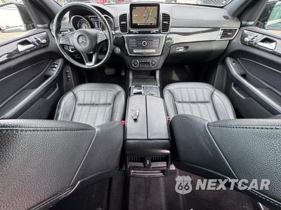 Zdjęcie 9 z 12 samochodu: 2017 MERCEDES-BENZ GLS 450 4MATIC VIN:4JGDF6EEXHA832616 - miniatura