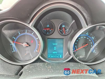 Zdjęcie 9 z 12 samochodu: 2012 CHEVROLET CRUZE LT VIN:1G1PE5SC0C7328074 - miniatura