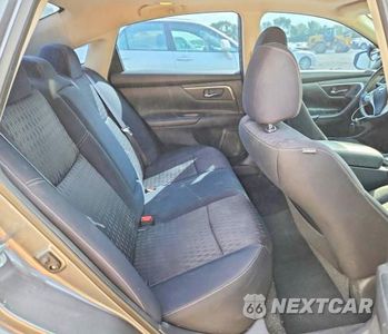 Zdjęcie 10 z 12 samochodu: 2017 NISSAN ALTIMA 2.5 SV VIN:1N4AL3AP3HC220550 - miniatura