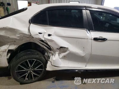Zdjęcie 10 z 12 samochodu: 2022 TOYOTA CAMRY SE VIN:4T1T11AK7NU627449 - miniatura