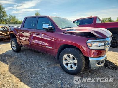 Czwarte zdjęcie samochodu z boku: 2024 RAM 1500 LARAMIE VIN:1C6SRFJT8RN125765 - miniatura