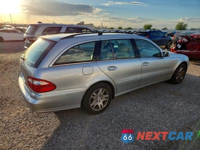 Trzecie zdjęcie samochodu z tyłu: 2004 MERCEDES-BENZ E 320 VIN:WDBUH65J24A377541 - miniatura